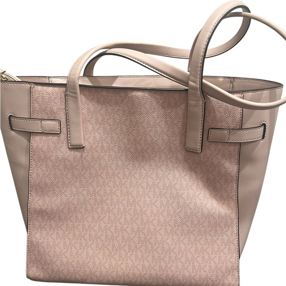 Michael Kors Pink Tote Bag with Gold Accents - Picture 2 of 7